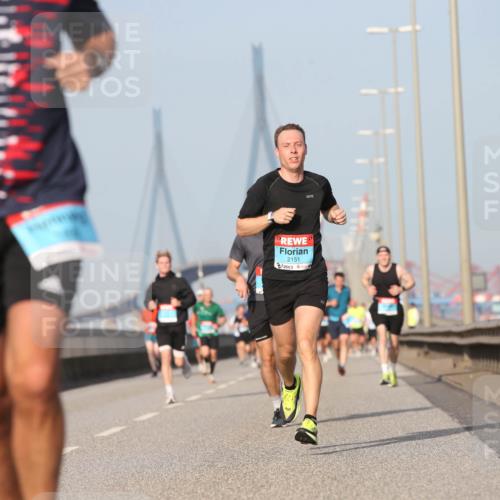 03.10.2026 - Köhlbrandbrückenlauf Jannik Wohlers http://msf.ph/oto/10711194 03.10.2026 09:46:12 Position 3 2151 meine-sportfotos.de