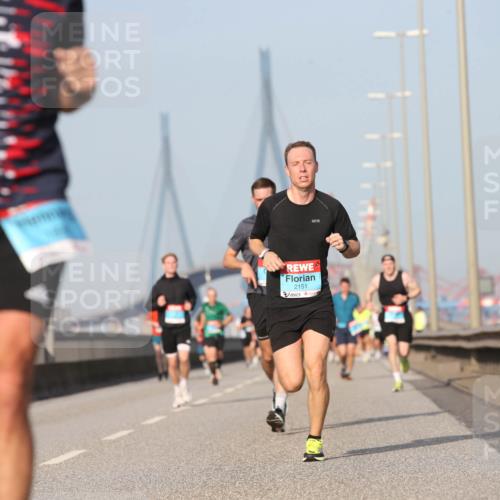 03.10.2026 - Köhlbrandbrückenlauf Jannik Wohlers http://msf.ph/oto/10711201 03.10.2026 09:46:12 Position 3 2151 meine-sportfotos.de