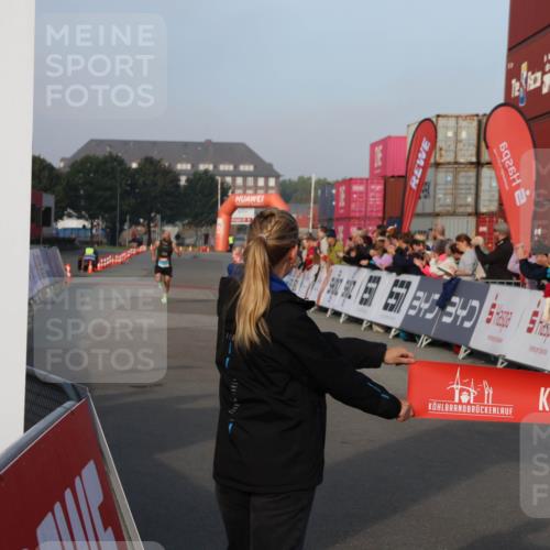 03.10.2026 - Köhlbrandbrückenlauf Mo-Foto http://msf.ph/oto/10741687 03.10.2026 09:41:49 Ziel 110, 92, 9, 13, 1, 15, 340, 340 meine-sportfotos.de