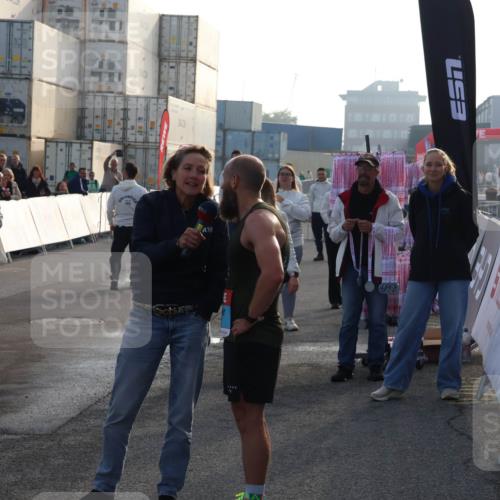 03.10.2026 - Köhlbrandbrückenlauf Mo-Foto http://msf.ph/oto/10741752 03.10.2026 09:42:16 Ziel 453 meine-sportfotos.de