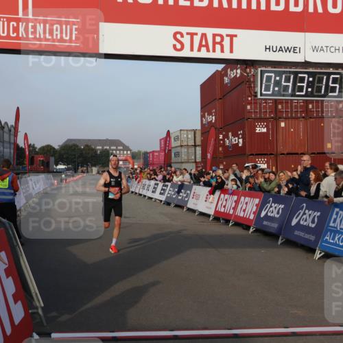03.10.2026 - Köhlbrandbrückenlauf Mo-Foto http://msf.ph/oto/10741842 03.10.2026 09:44:07 Ziel 5, 0, 49, 85, 1508 meine-sportfotos.de