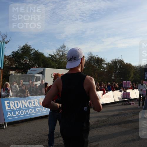 03.10.2026 - Köhlbrandbrückenlauf Mo-Foto http://msf.ph/oto/10741882 03.10.2026 09:44:11 Ziel 1508 meine-sportfotos.de