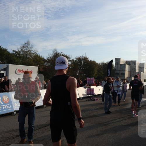 03.10.2026 - Köhlbrandbrückenlauf Mo-Foto http://msf.ph/oto/10741885 03.10.2026 09:44:12 Ziel 3, 1508 meine-sportfotos.de