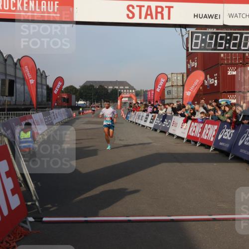 03.10.2026 - Köhlbrandbrückenlauf Mo-Foto http://msf.ph/oto/10742158 03.10.2026 09:46:12 Ziel 5, 8, 85, 20, 1063 meine-sportfotos.de