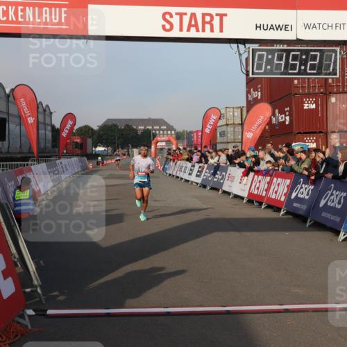 03.10.2026 - Köhlbrandbrückenlauf Mo-Foto http://msf.ph/oto/10742160 03.10.2026 09:46:13 Ziel 5, 0, 46, 28, 1063 meine-sportfotos.de