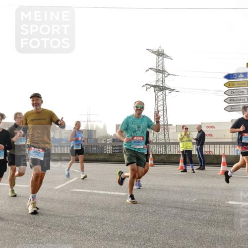 03.10.2026 - Köhlbrandbrückenlauf Michael Burmester http://msf.ph/oto/10764055 03.10.2026 09:15:58 Position 3 1591 meine-sportfotos.de
