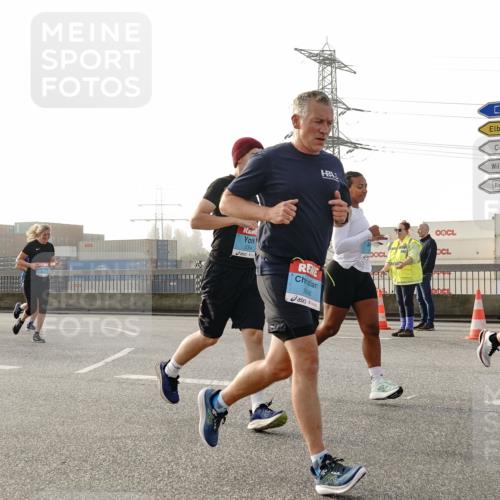 03.10.2026 - Köhlbrandbrückenlauf Michael Burmester http://msf.ph/oto/10764078 03.10.2026 09:16:05 Position 3 1648 meine-sportfotos.de