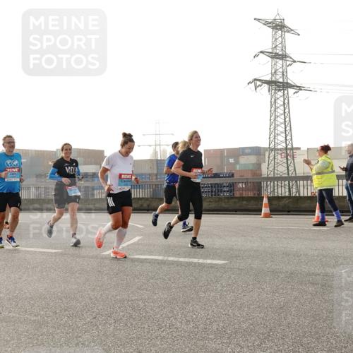 03.10.2026 - Köhlbrandbrückenlauf Michael Burmester http://msf.ph/oto/10764082 03.10.2026 09:16:06 Position 3 18, 3 meine-sportfotos.de