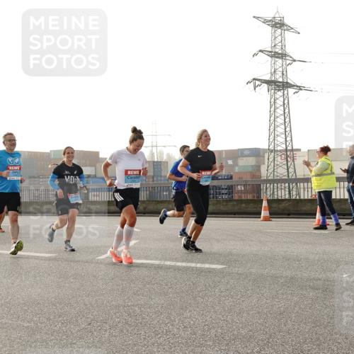 03.10.2026 - Köhlbrandbrückenlauf Michael Burmester http://msf.ph/oto/10764083 03.10.2026 09:16:06 Position 3 18, 3 meine-sportfotos.de