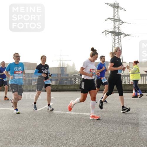 03.10.2026 - Köhlbrandbrückenlauf Michael Burmester http://msf.ph/oto/10764084 03.10.2026 09:16:07 Position 3 18, 234 meine-sportfotos.de