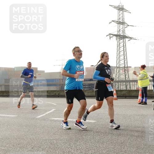 03.10.2026 - Köhlbrandbrückenlauf Michael Burmester http://msf.ph/oto/10764088 03.10.2026 09:16:07 Position 3 48, 2284, 1 meine-sportfotos.de
