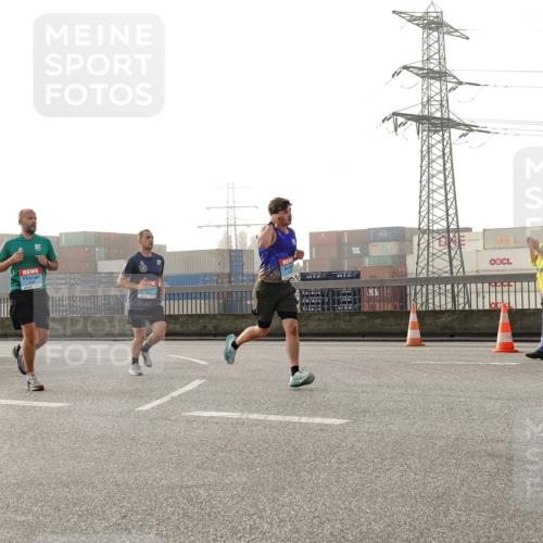 03.10.2026 - Köhlbrandbrückenlauf Michael Burmester http://msf.ph/oto/10764104 03.10.2026 09:16:11 Position 3  meine-sportfotos.de