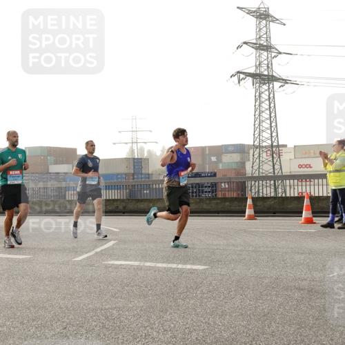 03.10.2026 - Köhlbrandbrückenlauf Michael Burmester http://msf.ph/oto/10764105 03.10.2026 09:16:11 Position 3 2007, 3 meine-sportfotos.de