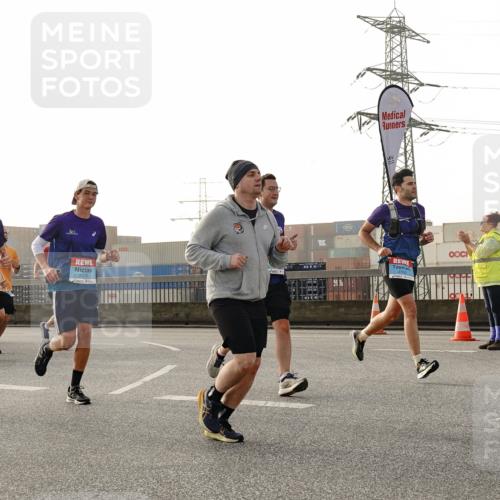03.10.2026 - Köhlbrandbrückenlauf Michael Burmester http://msf.ph/oto/10764128 03.10.2026 09:16:19 Position 3  meine-sportfotos.de