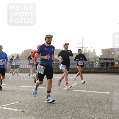 03.10.2026 - Köhlbrandbrückenlauf Michael Burmester http://msf.ph/oto/10764137 03.10.2026 09:16:22 Position 3 189, 2417, 3866 meine-sportfotos.de