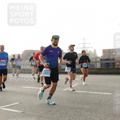 03.10.2026 - Köhlbrandbrückenlauf Michael Burmester http://msf.ph/oto/10764138 03.10.2026 09:16:22 Position 3 3866, 2517 meine-sportfotos.de