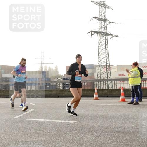 03.10.2026 - Köhlbrandbrückenlauf Michael Burmester http://msf.ph/oto/10764149 03.10.2026 09:16:25 Position 3 3 meine-sportfotos.de