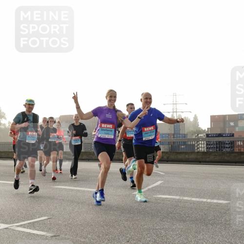 03.10.2026 - Köhlbrandbrückenlauf Michael Burmester http://msf.ph/oto/10764157 03.10.2026 09:16:27 Position 3 12932, 1, 1441 meine-sportfotos.de