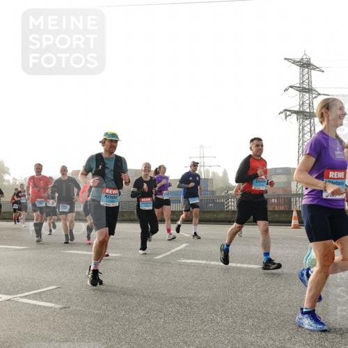 03.10.2026 - Köhlbrandbrückenlauf Michael Burmester http://msf.ph/oto/10764159 03.10.2026 09:16:28 Position 3 1549, 1293 meine-sportfotos.de
