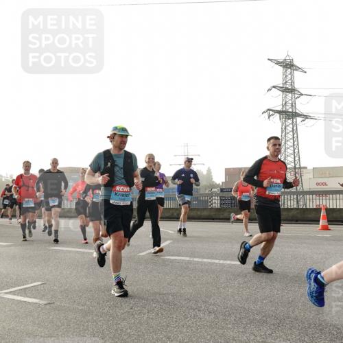 03.10.2026 - Köhlbrandbrückenlauf Michael Burmester http://msf.ph/oto/10764161 03.10.2026 09:16:28 Position 3 1549 meine-sportfotos.de