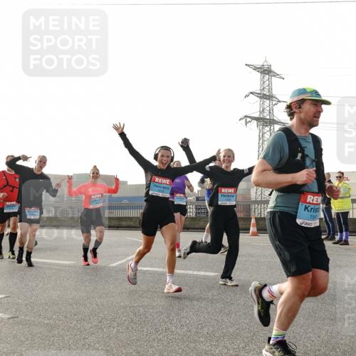 03.10.2026 - Köhlbrandbrückenlauf Michael Burmester http://msf.ph/oto/10764164 03.10.2026 09:16:29 Position 3 3814, 15 meine-sportfotos.de