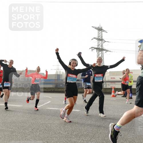 03.10.2026 - Köhlbrandbrückenlauf Michael Burmester http://msf.ph/oto/10764166 03.10.2026 09:16:29 Position 3 7 meine-sportfotos.de