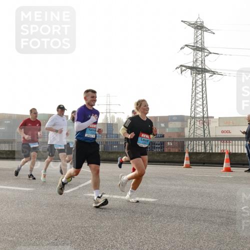 03.10.2026 - Köhlbrandbrückenlauf Michael Burmester http://msf.ph/oto/10764183 03.10.2026 09:16:34 Position 3 2264, 1779 meine-sportfotos.de