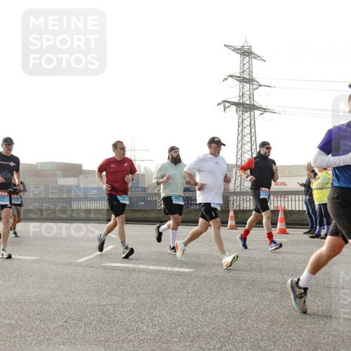 03.10.2026 - Köhlbrandbrückenlauf Michael Burmester http://msf.ph/oto/10764188 03.10.2026 09:16:35 Position 3 2264, 3 meine-sportfotos.de
