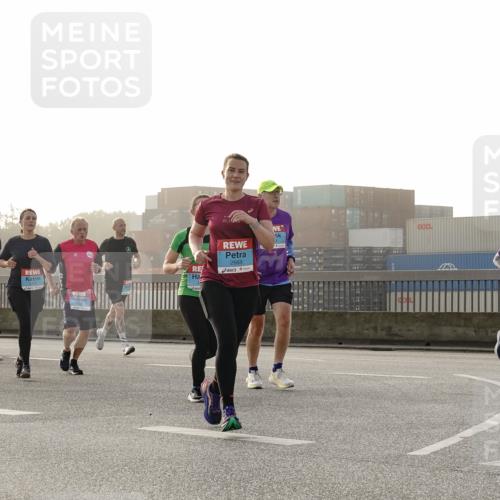 03.10.2026 - Köhlbrandbrückenlauf Michael Burmester http://msf.ph/oto/10764204 03.10.2026 09:16:40 Position 3 2669 meine-sportfotos.de