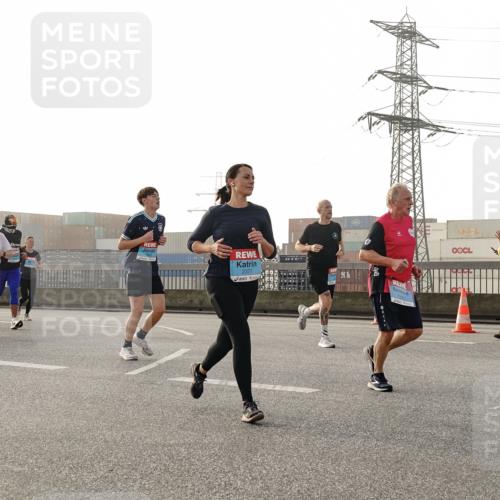 03.10.2026 - Köhlbrandbrückenlauf Michael Burmester http://msf.ph/oto/10764217 03.10.2026 09:16:44 Position 3 2371 meine-sportfotos.de
