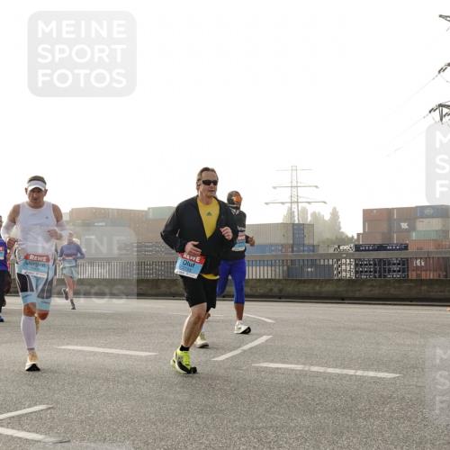 03.10.2026 - Köhlbrandbrückenlauf Michael Burmester http://msf.ph/oto/10764220 03.10.2026 09:16:46 Position 3 1969, 2193 meine-sportfotos.de