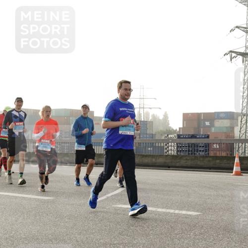 03.10.2026 - Köhlbrandbrückenlauf Michael Burmester http://msf.ph/oto/10764230 03.10.2026 09:16:48 Position 3 3817, 2749 meine-sportfotos.de