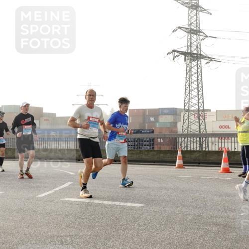 03.10.2026 - Köhlbrandbrückenlauf Michael Burmester http://msf.ph/oto/10764247 03.10.2026 09:16:53 Position 3 2523, 5 meine-sportfotos.de
