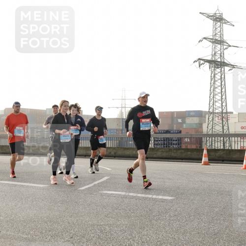 03.10.2026 - Köhlbrandbrückenlauf Michael Burmester http://msf.ph/oto/10764254 03.10.2026 09:16:54 Position 3 2419 meine-sportfotos.de
