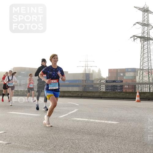 03.10.2026 - Köhlbrandbrückenlauf Michael Burmester http://msf.ph/oto/10764268 03.10.2026 09:16:58 Position 3 2072 meine-sportfotos.de