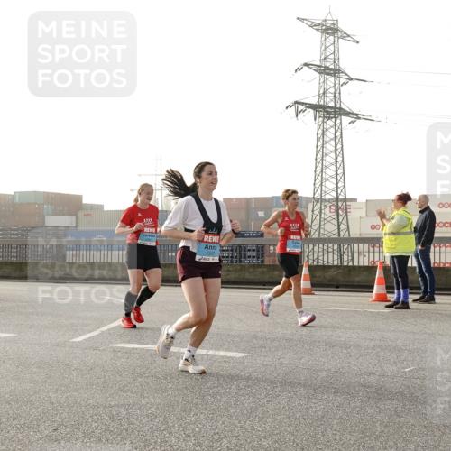 03.10.2026 - Köhlbrandbrückenlauf Michael Burmester http://msf.ph/oto/10764280 03.10.2026 09:17:00 Position 3 3 meine-sportfotos.de