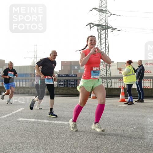 03.10.2026 - Köhlbrandbrückenlauf Michael Burmester http://msf.ph/oto/10764293 03.10.2026 09:17:05 Position 3 1842, 3, 2759 meine-sportfotos.de