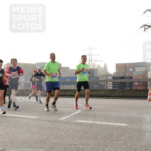 03.10.2026 - Köhlbrandbrückenlauf Michael Burmester http://msf.ph/oto/10764301 03.10.2026 09:17:07 Position 3  meine-sportfotos.de