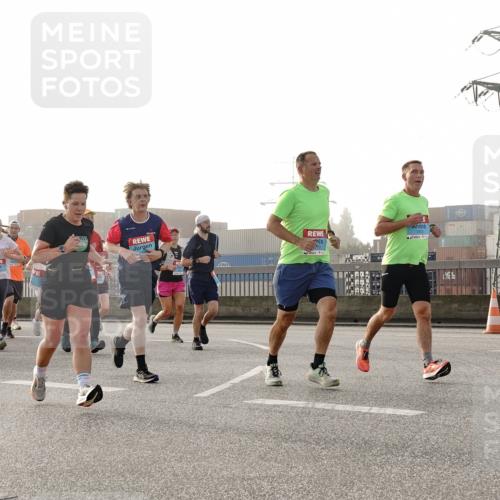 03.10.2026 - Köhlbrandbrückenlauf Michael Burmester http://msf.ph/oto/10764304 03.10.2026 09:17:08 Position 3  meine-sportfotos.de