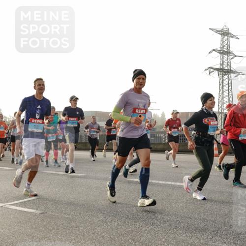 03.10.2026 - Köhlbrandbrückenlauf Michael Burmester http://msf.ph/oto/10764315 03.10.2026 09:17:11 Position 3 14 meine-sportfotos.de