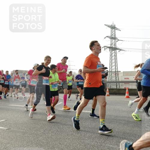 03.10.2026 - Köhlbrandbrückenlauf Michael Burmester http://msf.ph/oto/10764342 03.10.2026 09:17:15 Position 3 252 meine-sportfotos.de