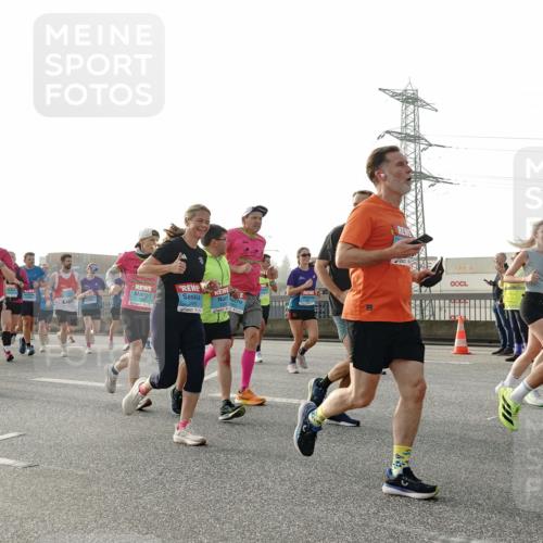 03.10.2026 - Köhlbrandbrückenlauf Michael Burmester http://msf.ph/oto/10764343 03.10.2026 09:17:15 Position 3 15876, 3 meine-sportfotos.de