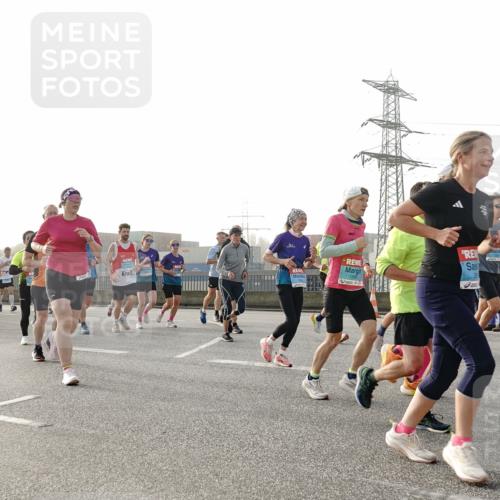 03.10.2026 - Köhlbrandbrückenlauf Michael Burmester http://msf.ph/oto/10764349 03.10.2026 09:17:16 Position 3  meine-sportfotos.de