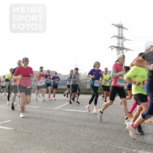03.10.2026 - Köhlbrandbrückenlauf Michael Burmester http://msf.ph/oto/10764350 03.10.2026 09:17:16 Position 3  meine-sportfotos.de