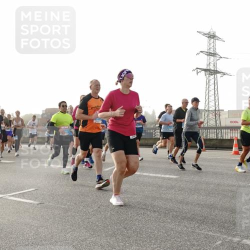 03.10.2026 - Köhlbrandbrückenlauf Michael Burmester http://msf.ph/oto/10764356 03.10.2026 09:17:17 Position 3  meine-sportfotos.de