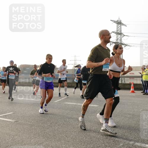 03.10.2026 - Köhlbrandbrückenlauf Michael Burmester http://msf.ph/oto/10764378 03.10.2026 09:17:20 Position 3 2420, 2477 meine-sportfotos.de