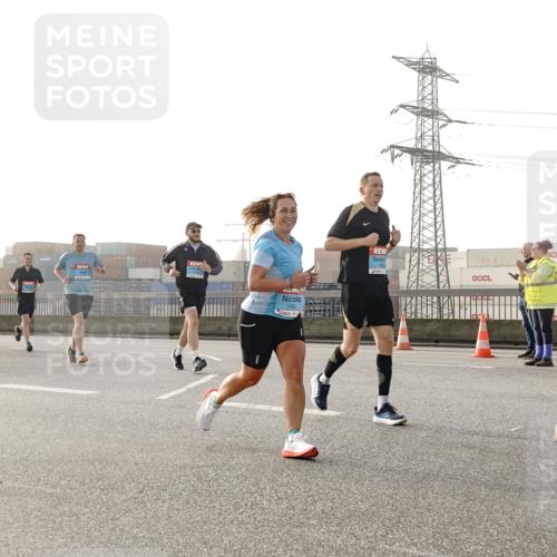 03.10.2026 - Köhlbrandbrückenlauf Michael Burmester http://msf.ph/oto/10764404 03.10.2026 09:17:23 Position 3 1482, 3 meine-sportfotos.de