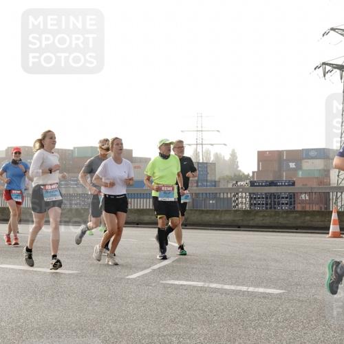 03.10.2026 - Köhlbrandbrückenlauf Michael Burmester http://msf.ph/oto/10764418 03.10.2026 09:17:28 Position 3 2735 meine-sportfotos.de