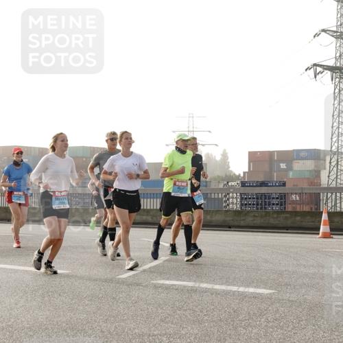 03.10.2026 - Köhlbrandbrückenlauf Michael Burmester http://msf.ph/oto/10764422 03.10.2026 09:17:28 Position 3  meine-sportfotos.de