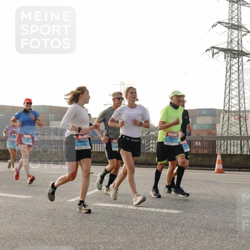 03.10.2026 - Köhlbrandbrückenlauf Michael Burmester http://msf.ph/oto/10764427 03.10.2026 09:17:28 Position 3 2644 meine-sportfotos.de
